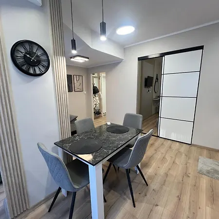 With Parking For Normal To Middle Sized Cars *