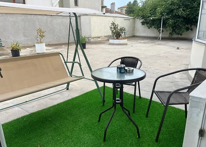 With Parking For Normal To Middle Sized Cars * Varna