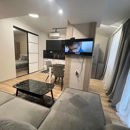 Apartamento With Parking For Normal To Middle Sized Cars