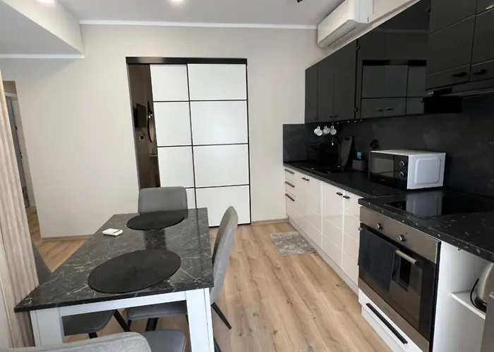 Apartment With Parking For Normal To Middle Sized Cars